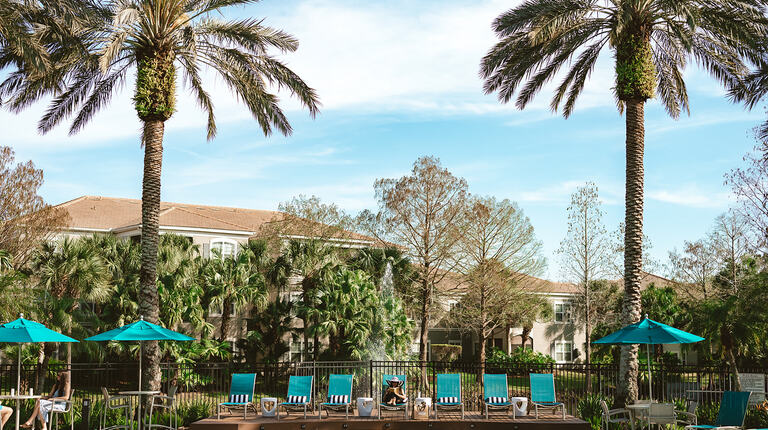 Poolside lounge seating