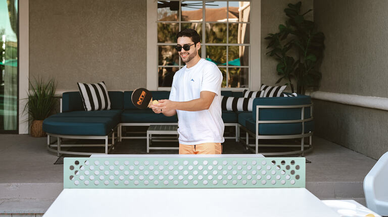 Outdoor ping pong table